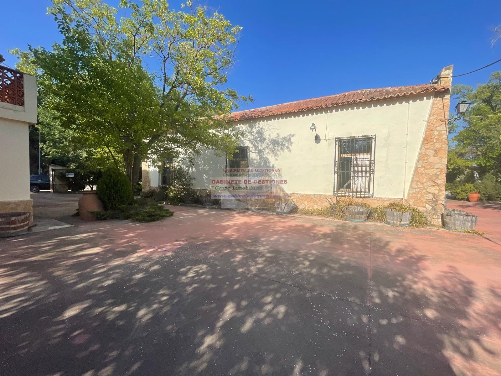 For sale of rural property in Albacete