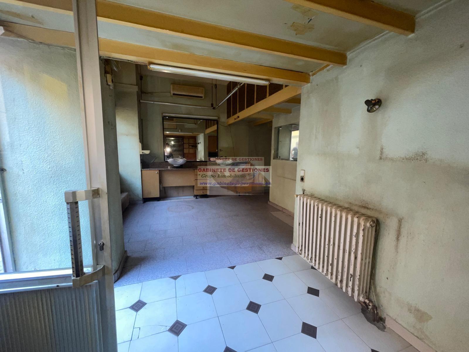 For rent of commercial in Albacete