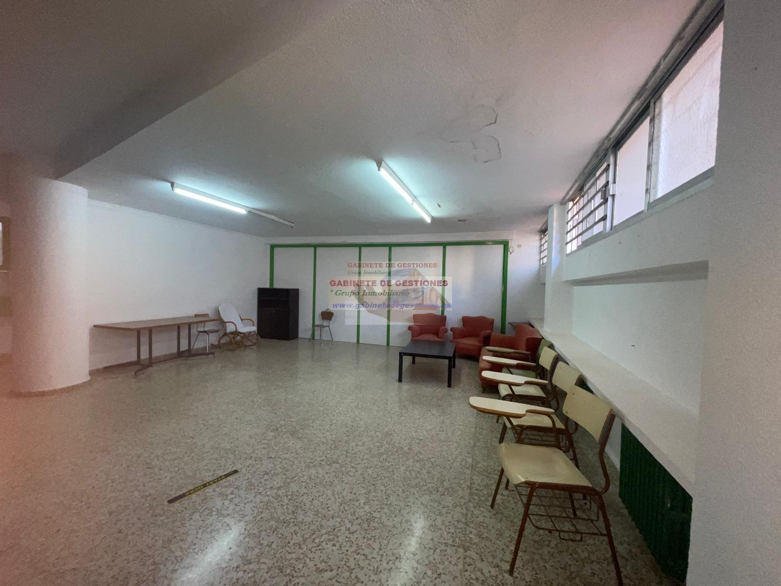 For rent of office in Albacete
