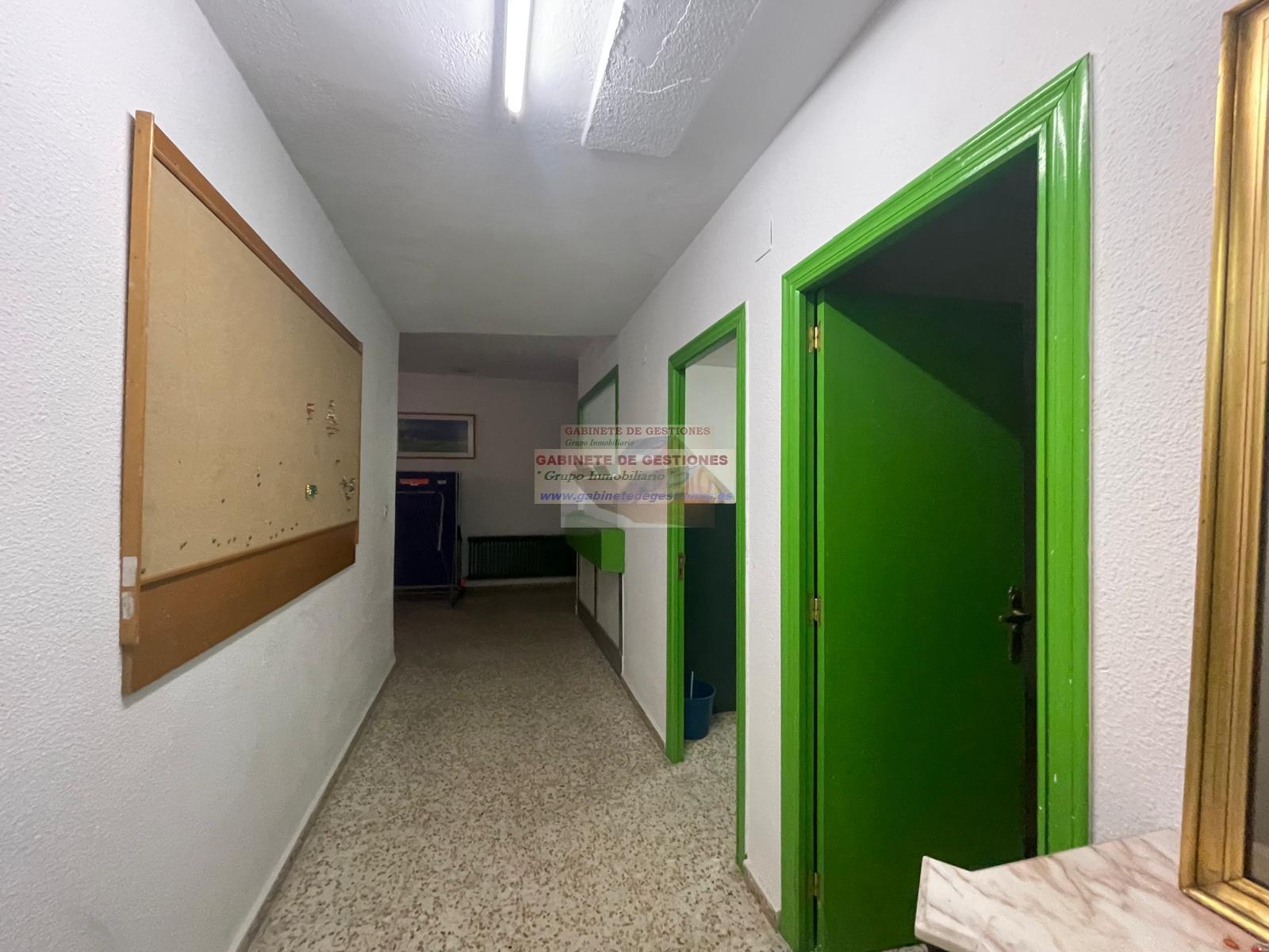 For rent of office in Albacete