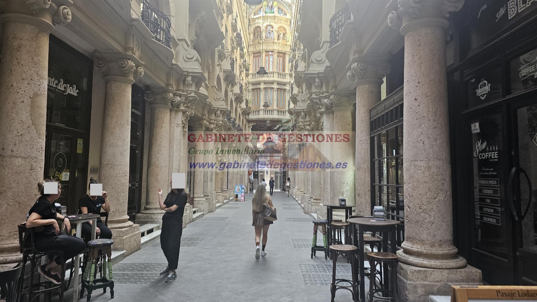 For sale of flat in Albacete