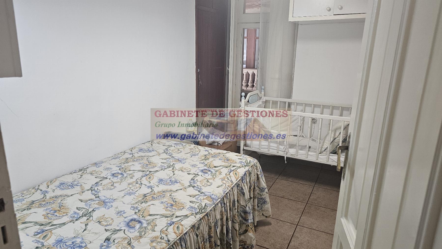 For sale of flat in Albacete