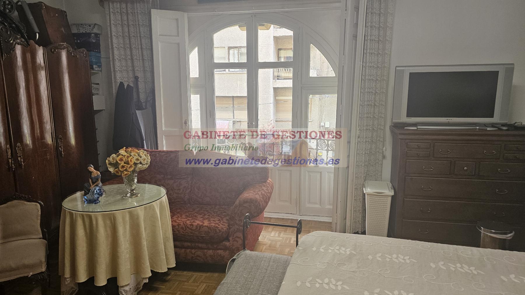 For sale of flat in Albacete