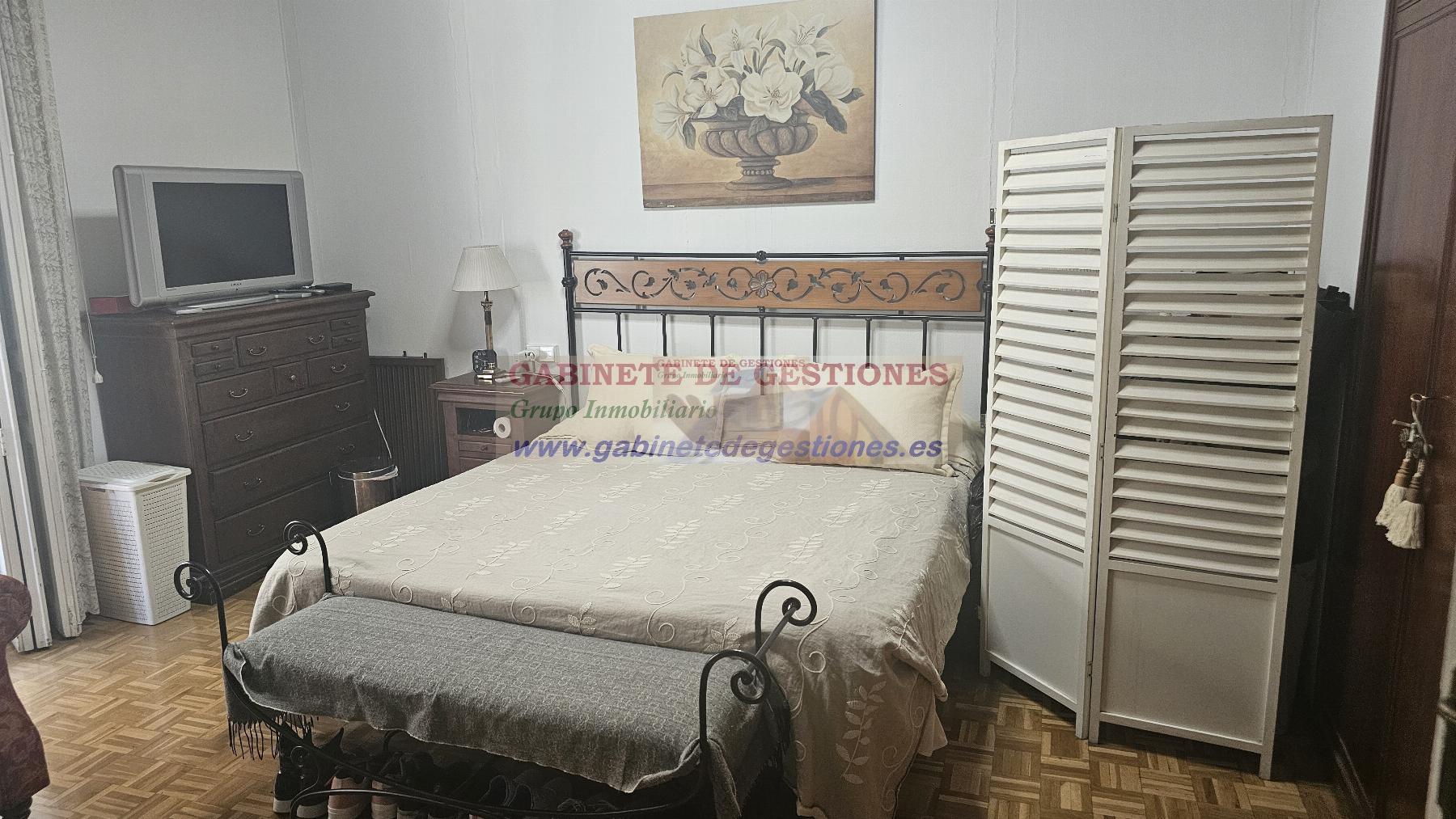 For sale of flat in Albacete