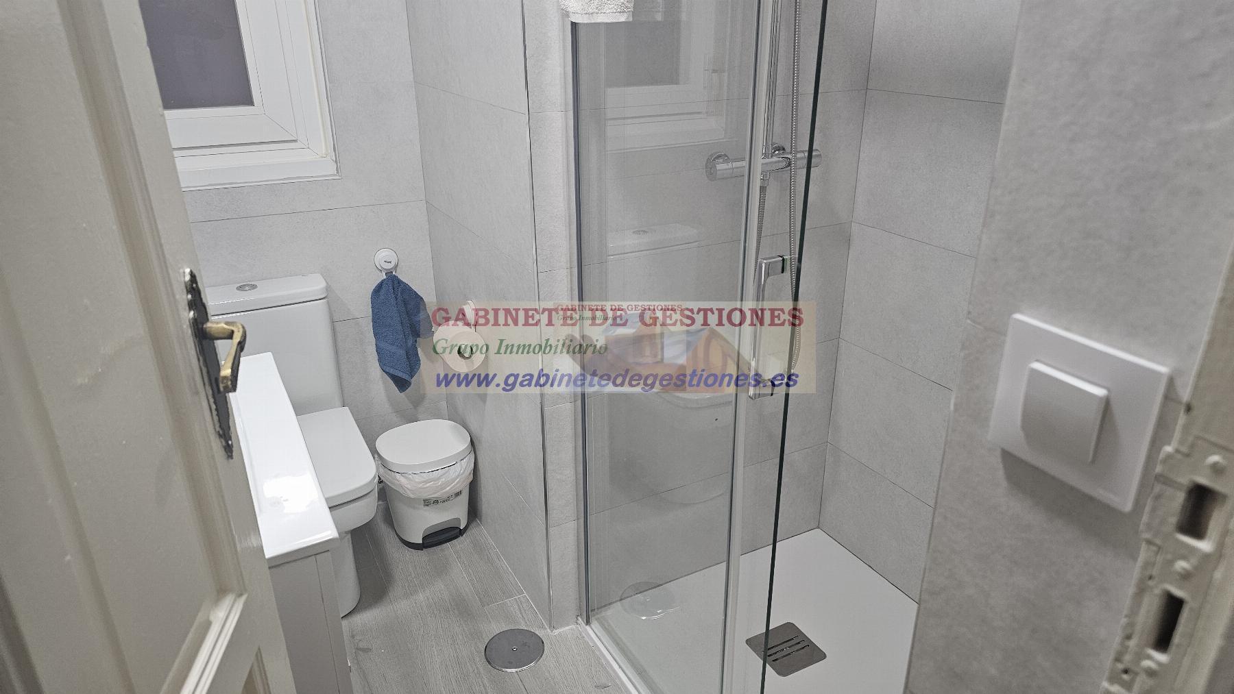 For sale of flat in Albacete