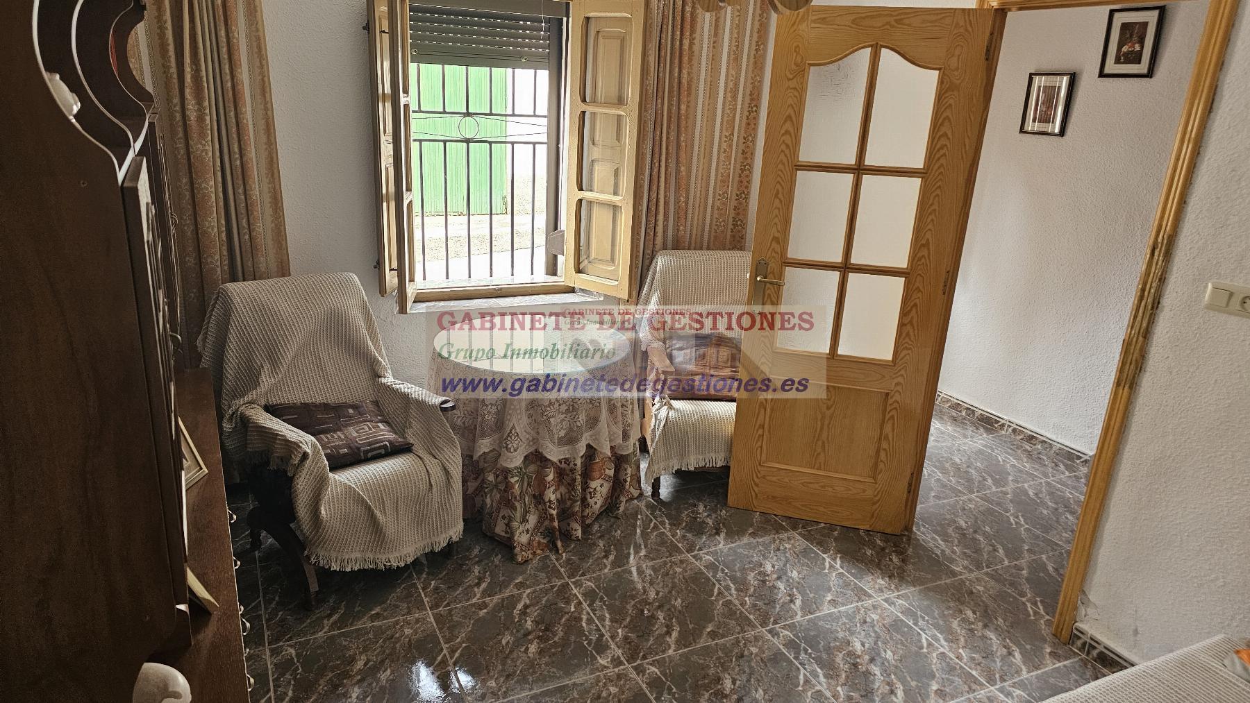 For sale of house in Pozohondo