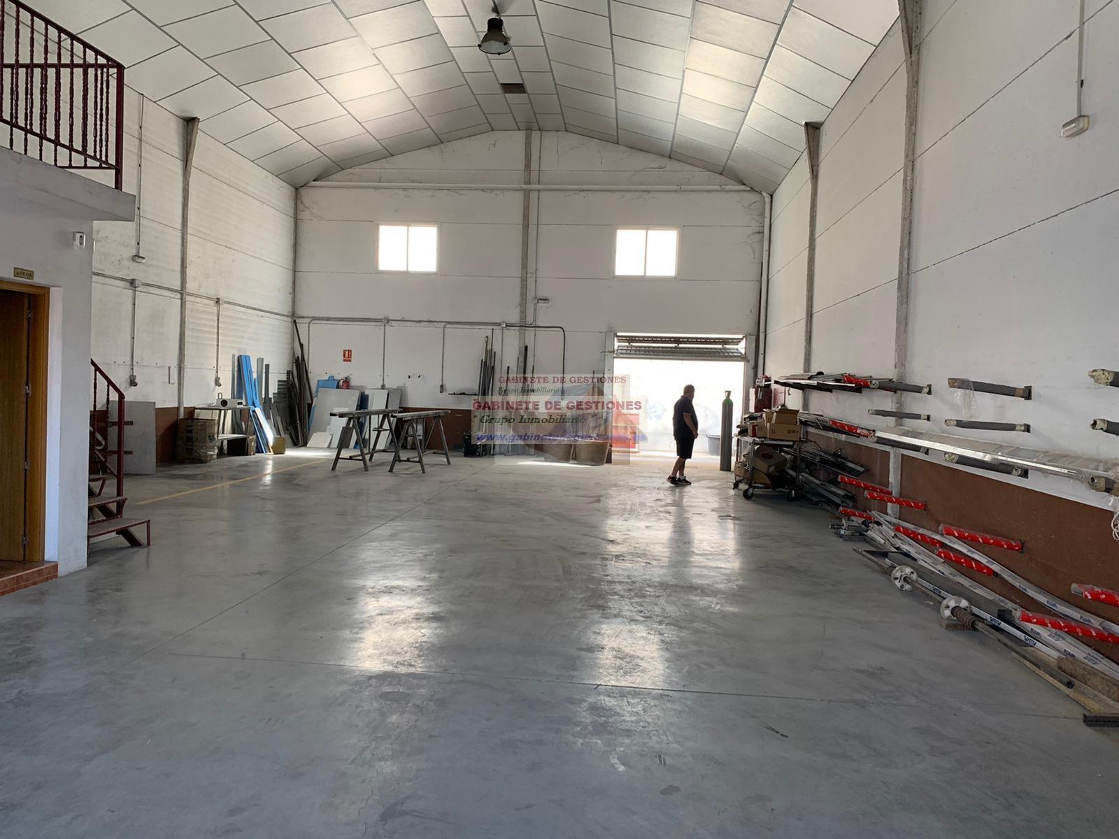 For sale of industrial plant/warehouse in Albacete