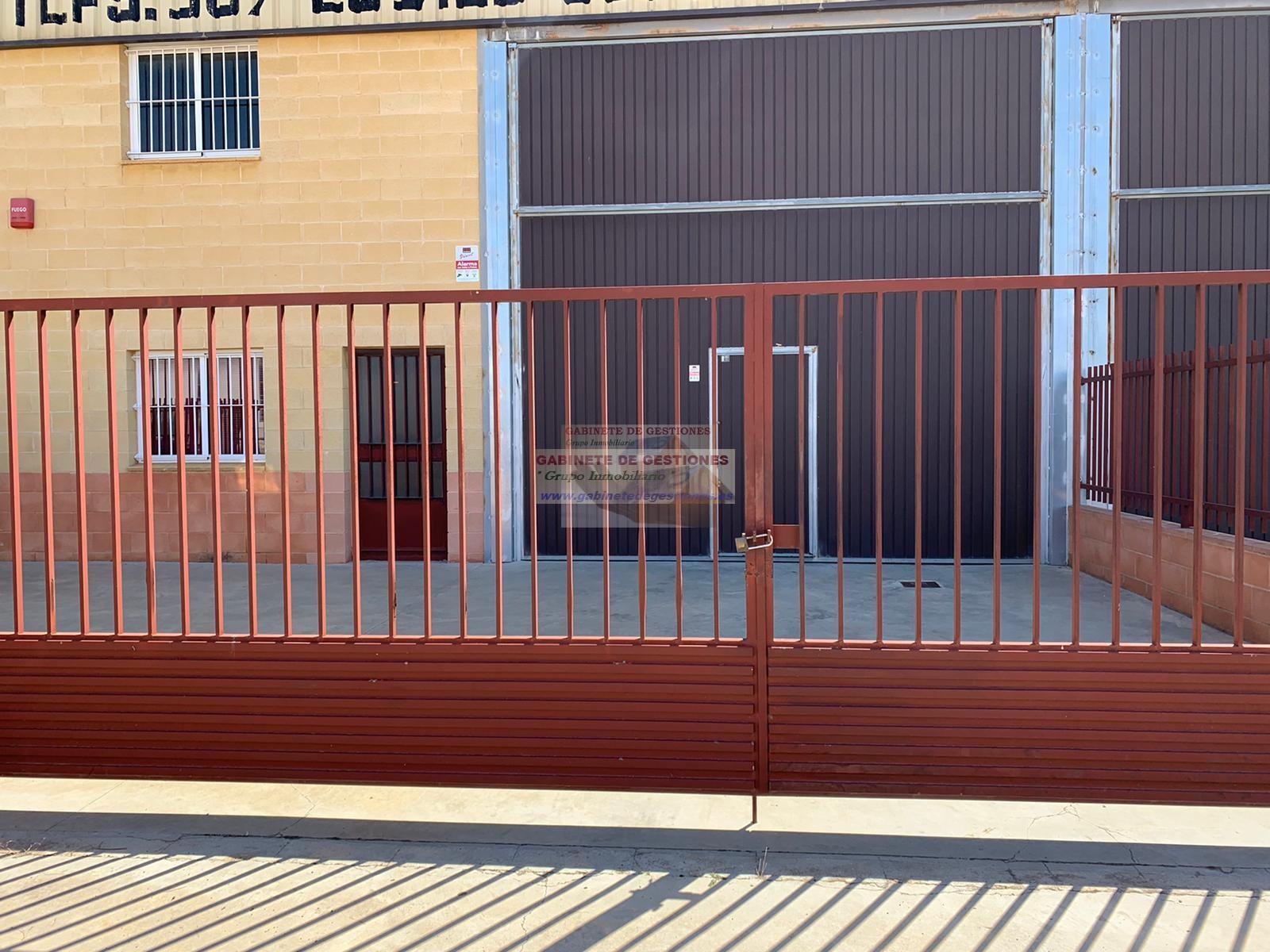 For sale of industrial plant/warehouse in Albacete