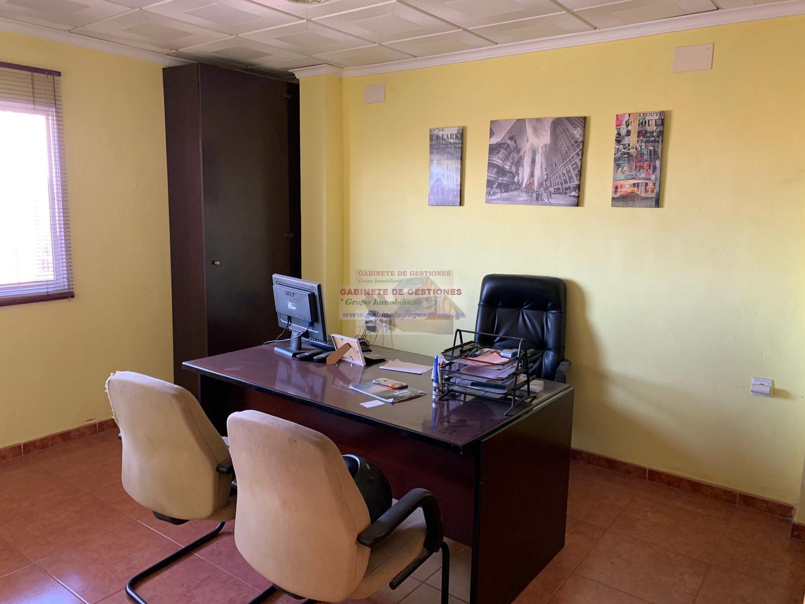 For sale of industrial plant/warehouse in Albacete