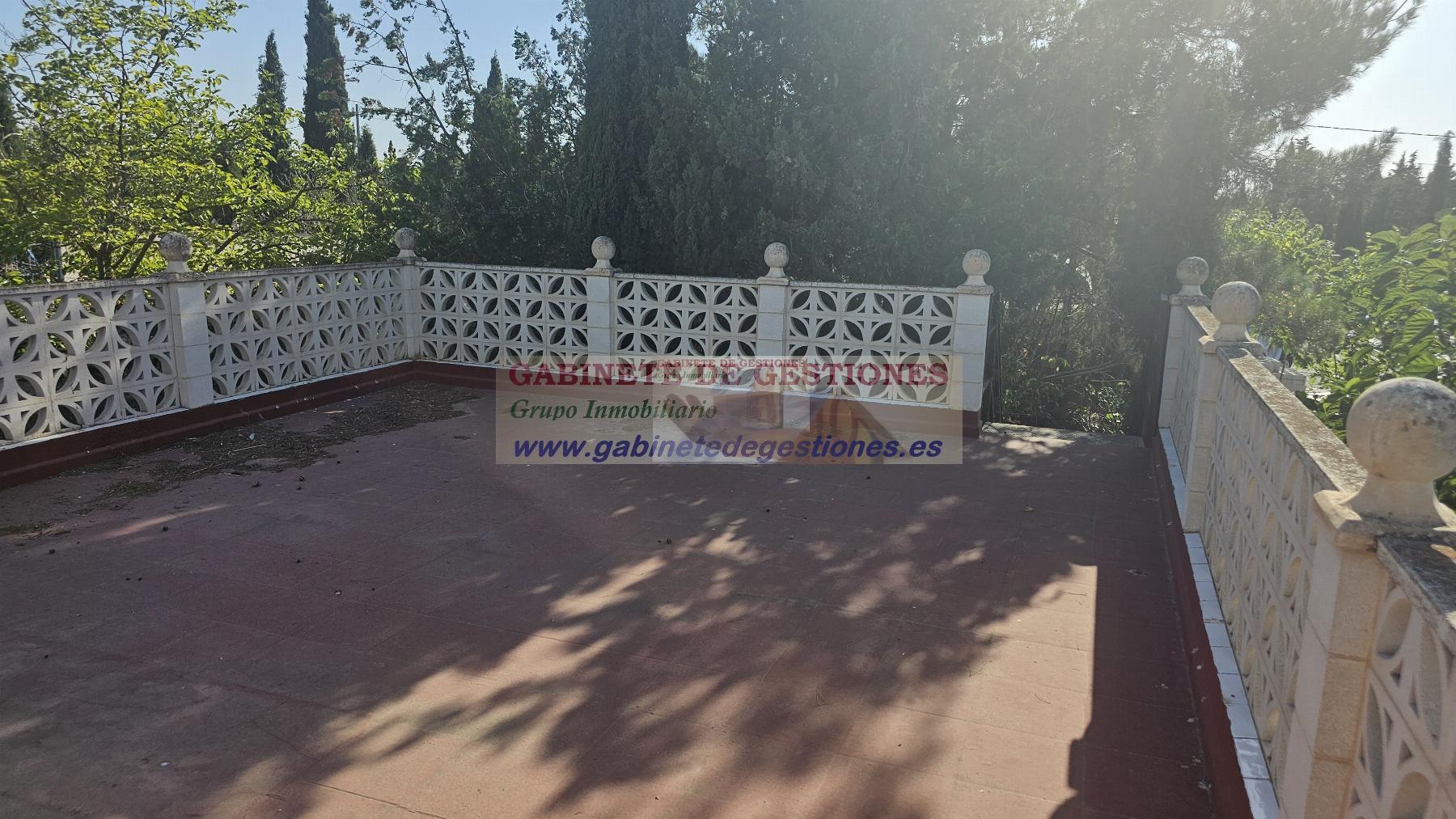 For sale of chalet in Albacete