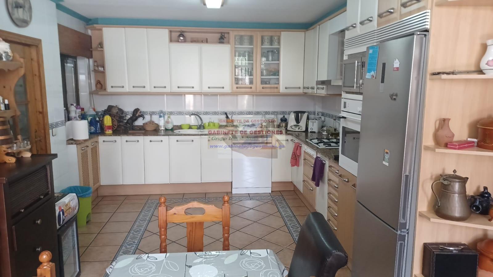 For sale of flat in Albacete