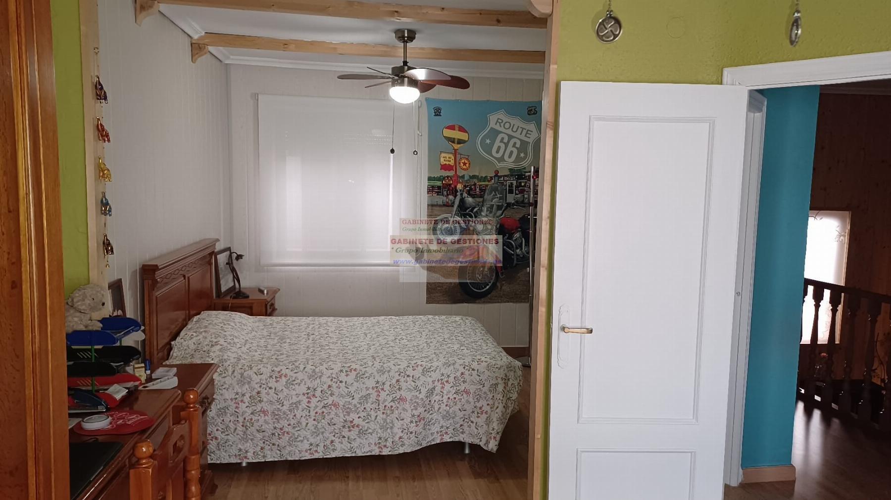 For sale of flat in Albacete