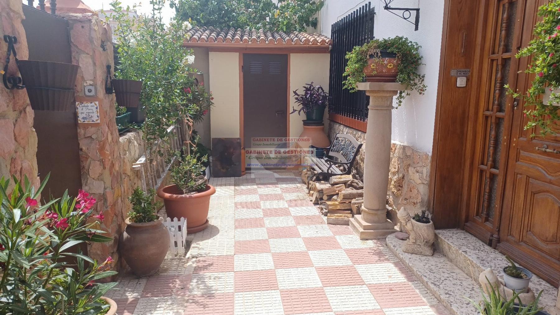 For sale of flat in Albacete