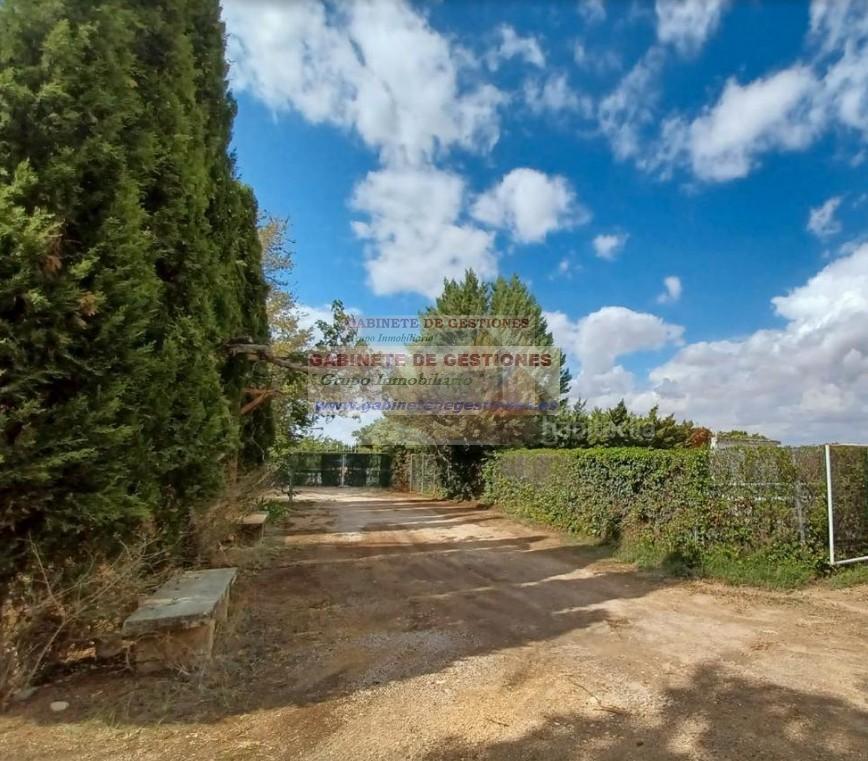 For sale of chalet in Albacete