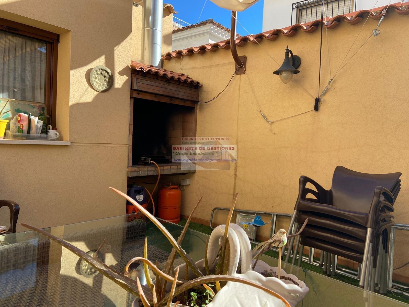 For sale of chalet in Albacete