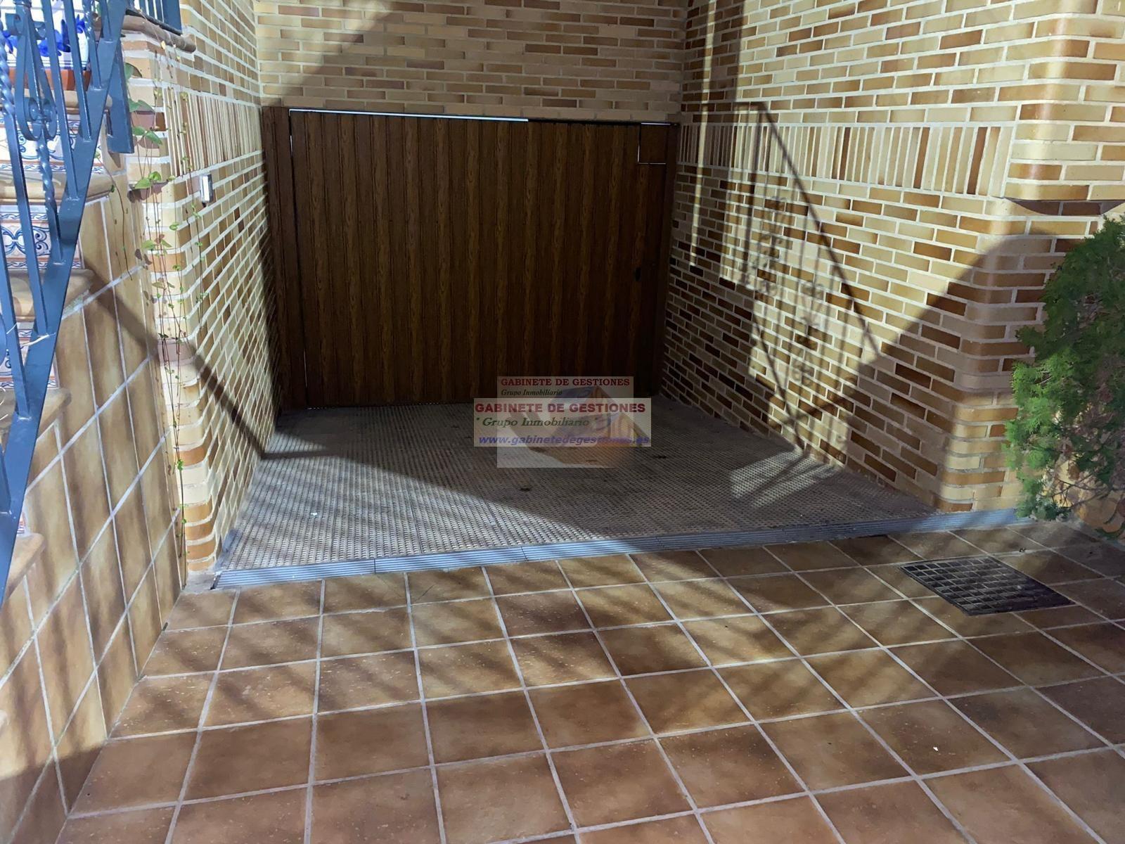 For sale of chalet in Albacete