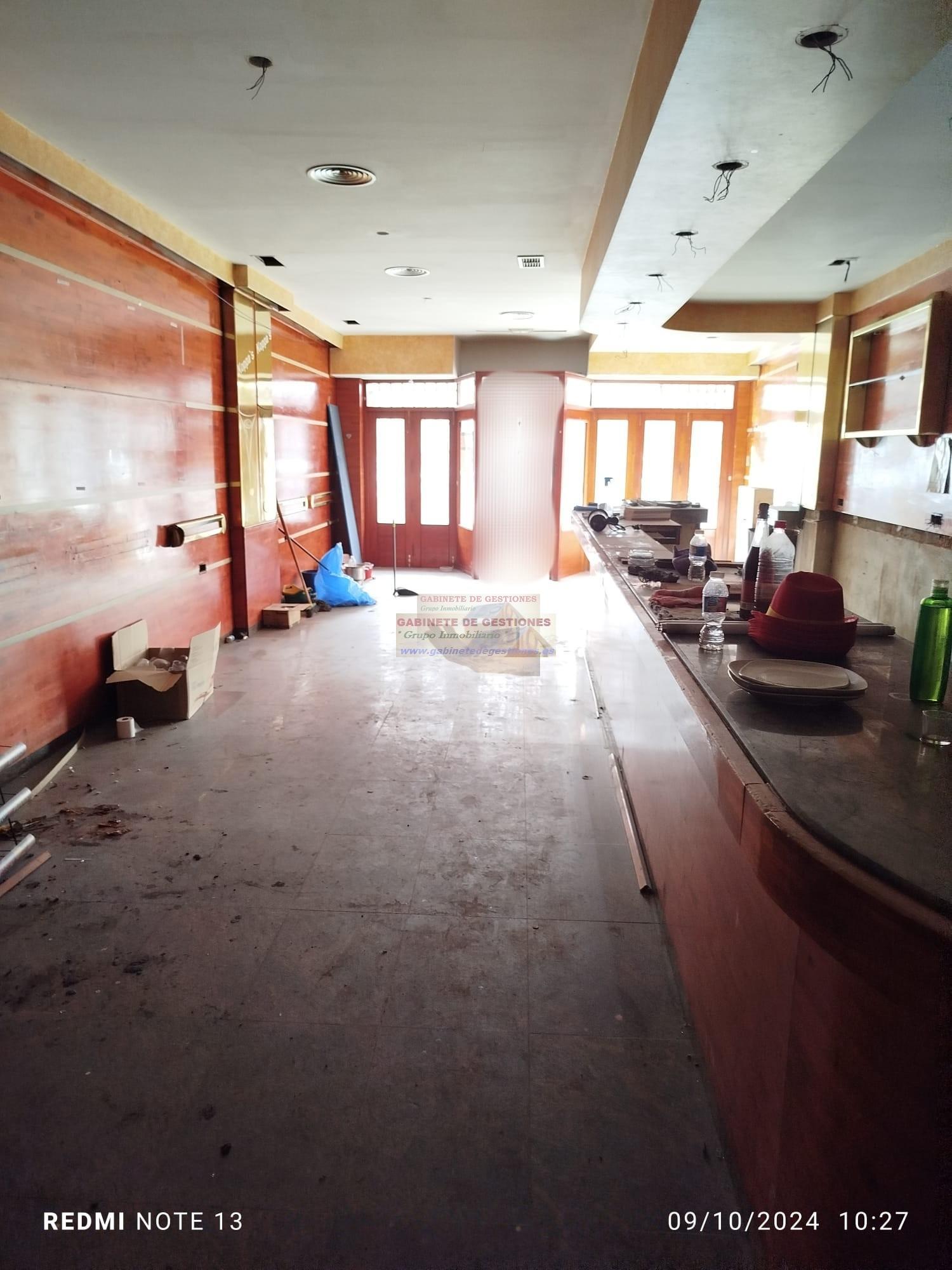 For sale of commercial in Albacete