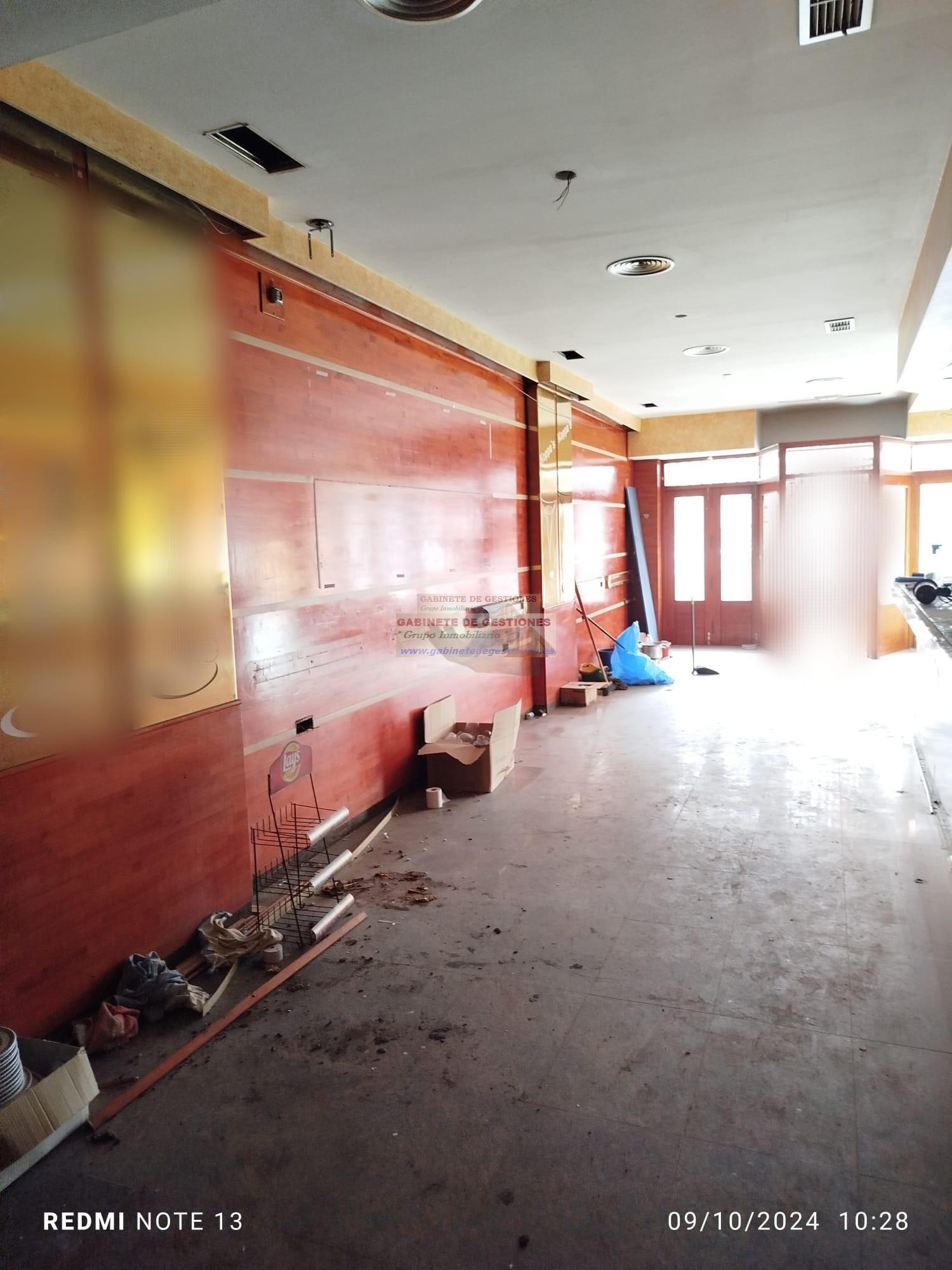 For sale of commercial in Albacete