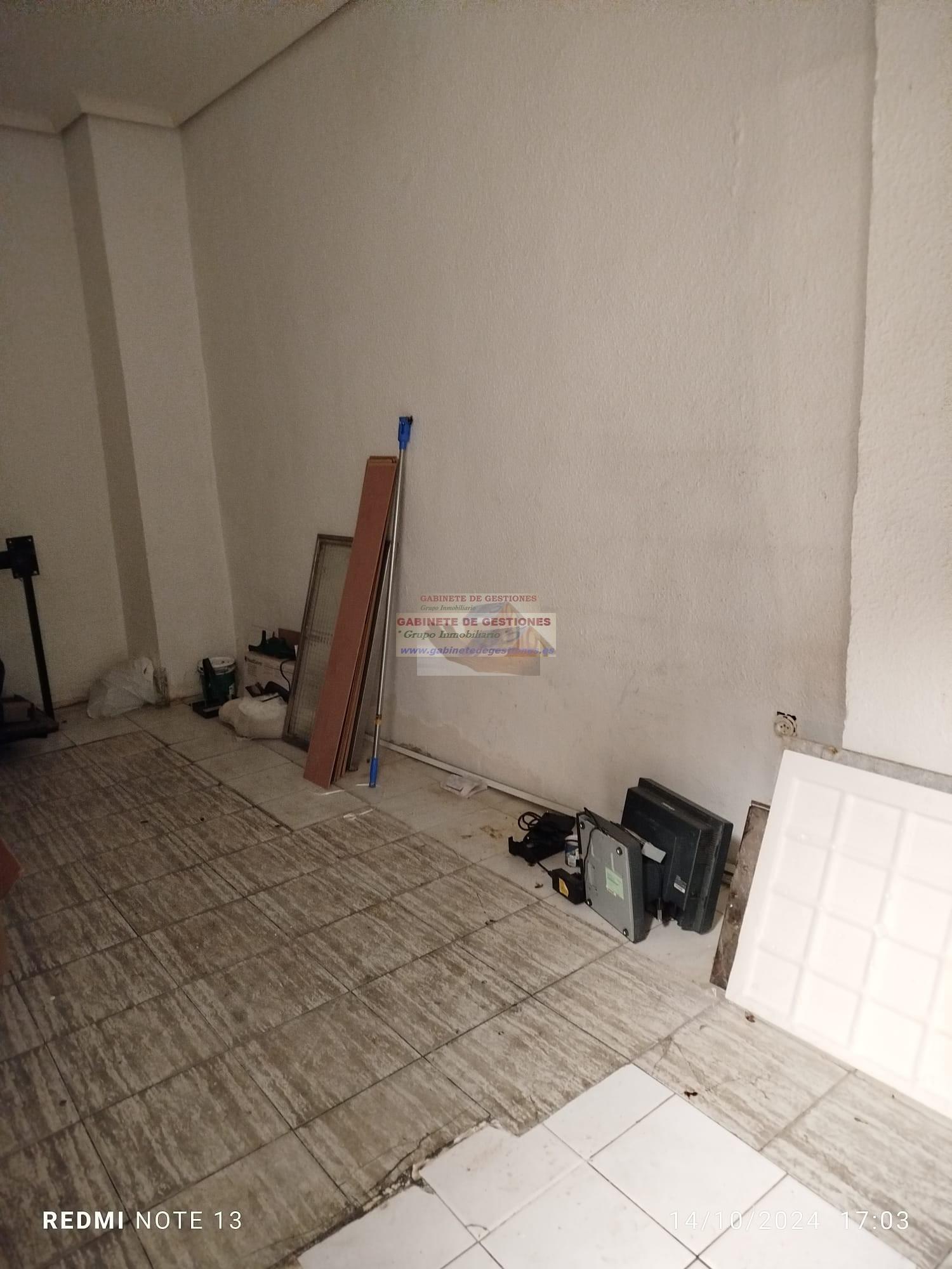 For rent of commercial in Albacete