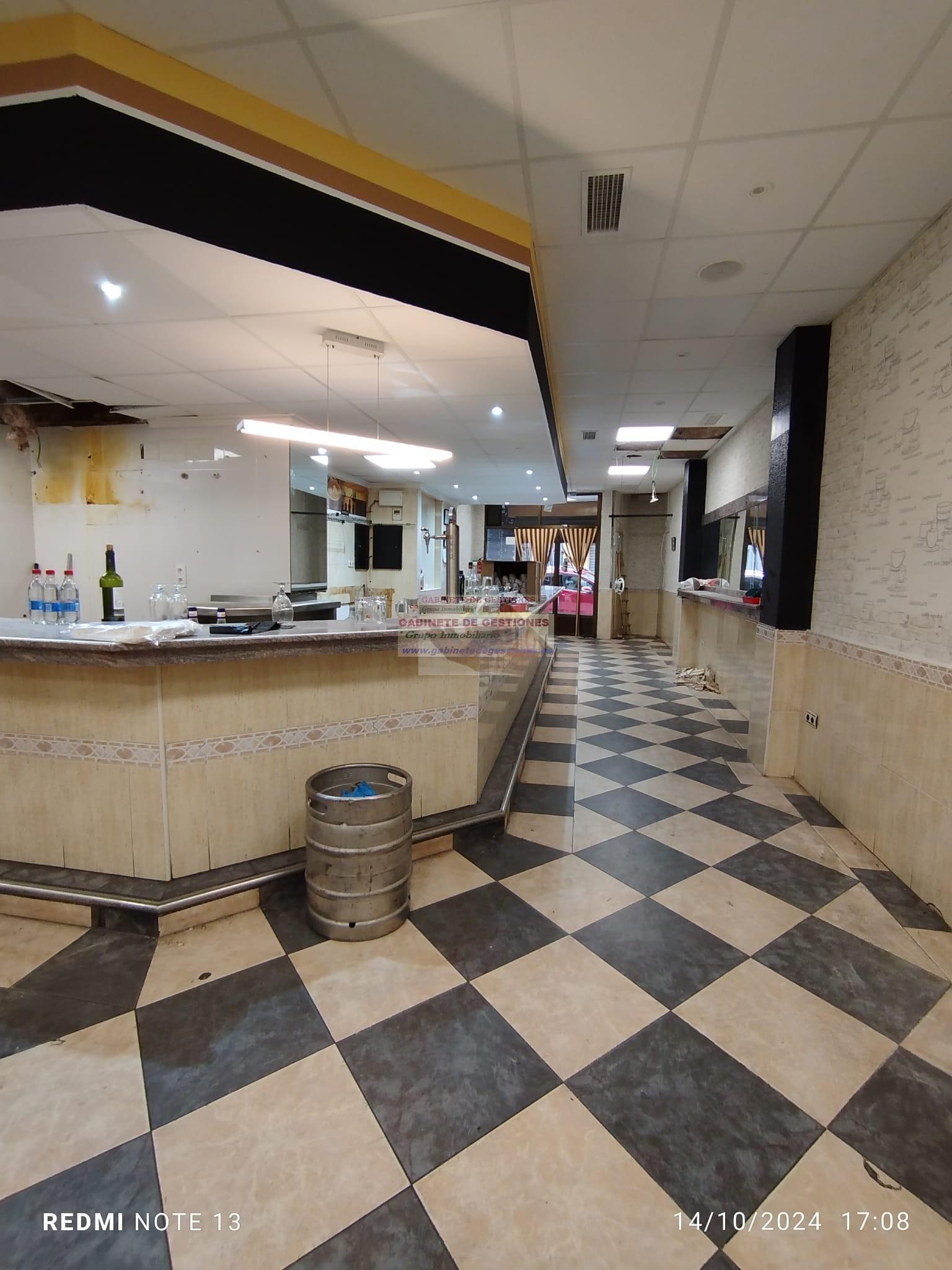 For rent of commercial in Albacete