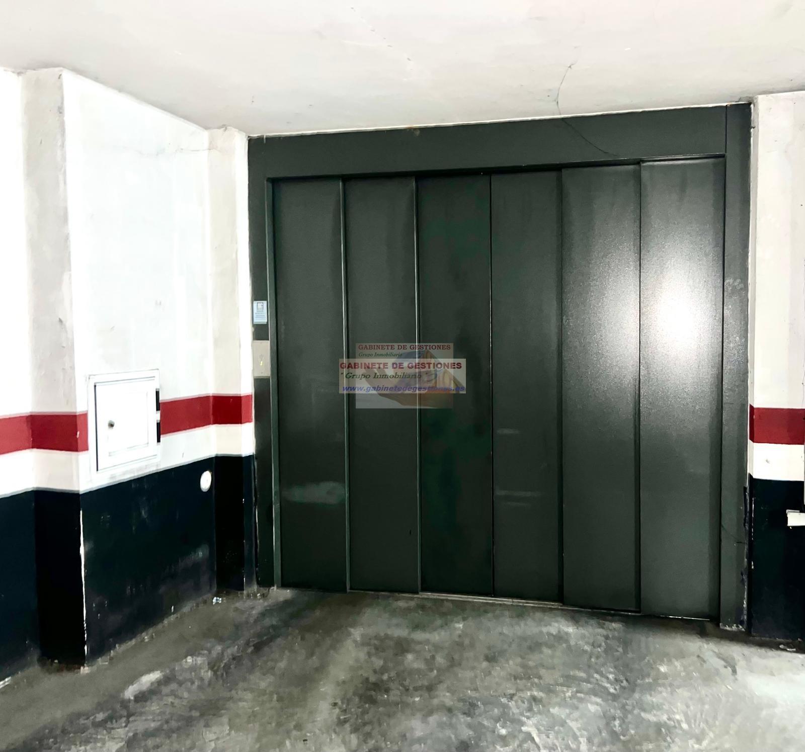 For sale of garage in Albacete