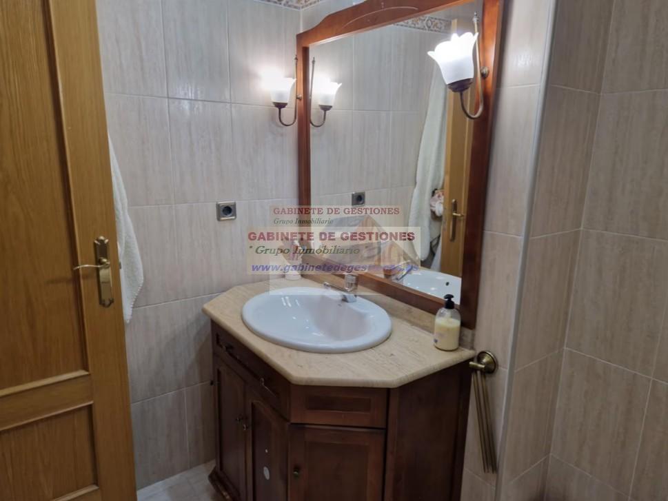 For sale of flat in Albacete