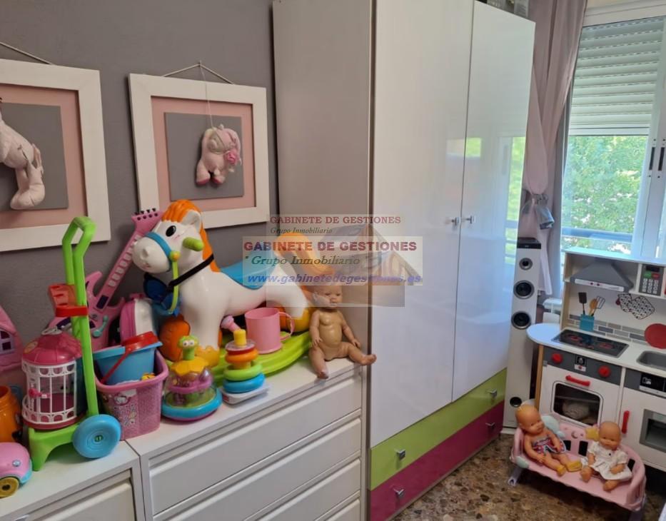 For sale of flat in Albacete