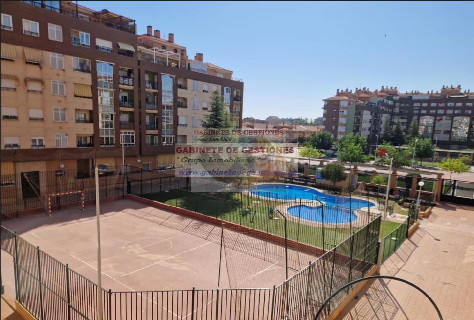 For sale of flat in Albacete