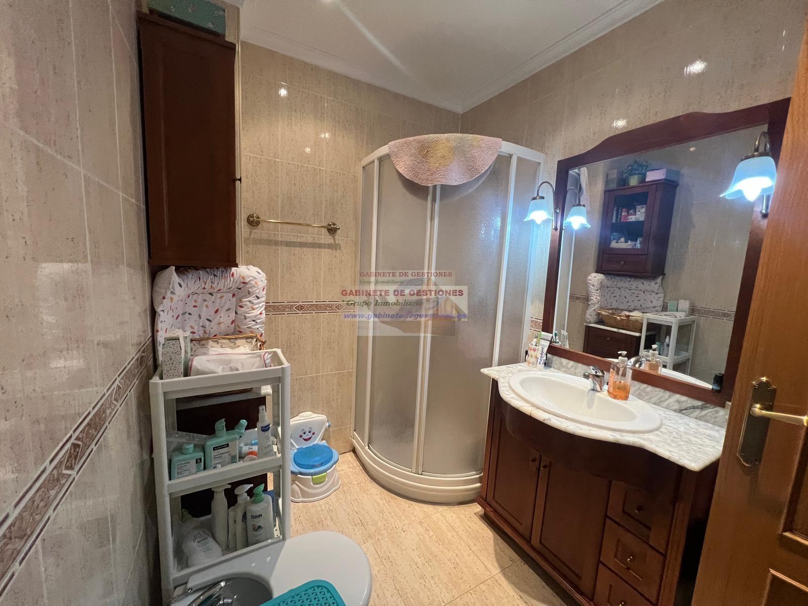 For sale of flat in Albacete
