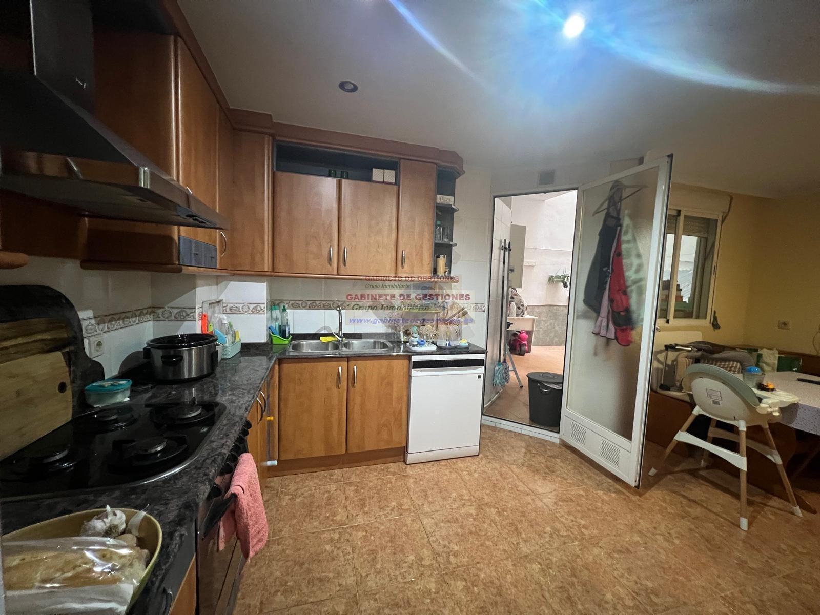 For sale of flat in Albacete
