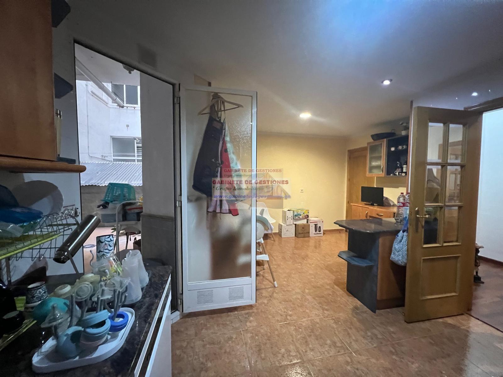 For sale of flat in Albacete