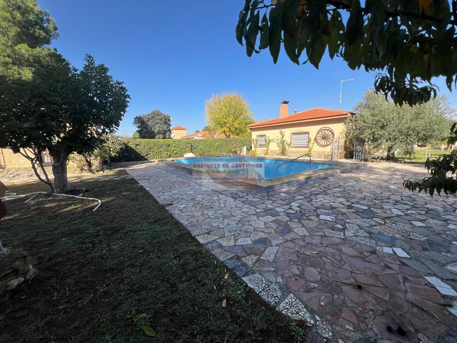 For sale of chalet in Aguas Nuevas