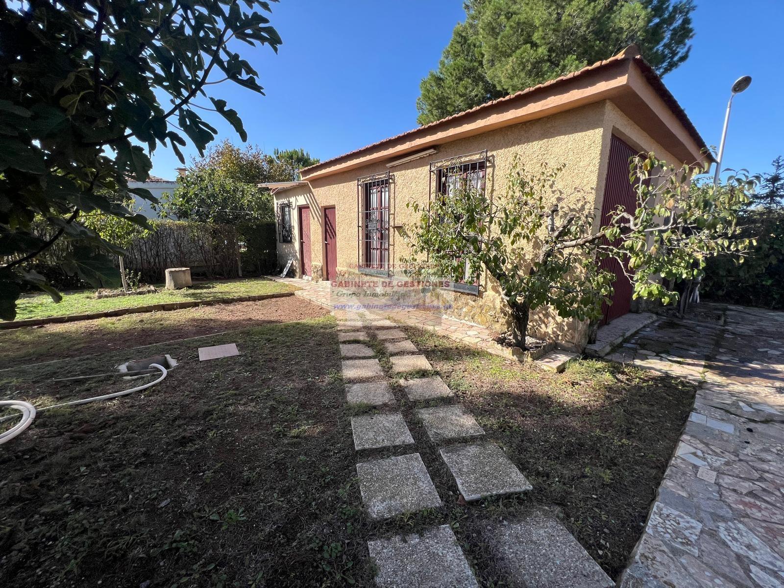 For sale of chalet in Aguas Nuevas
