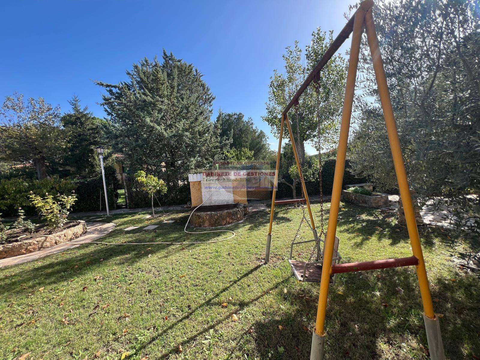 For sale of chalet in Aguas Nuevas