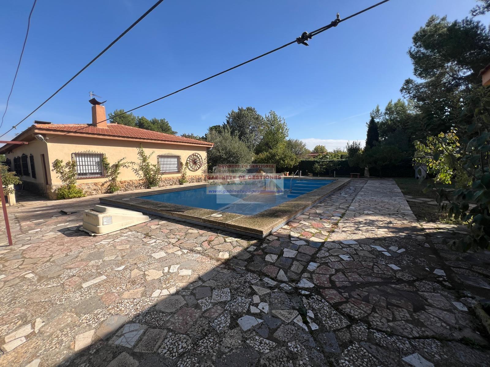 For sale of chalet in Aguas Nuevas
