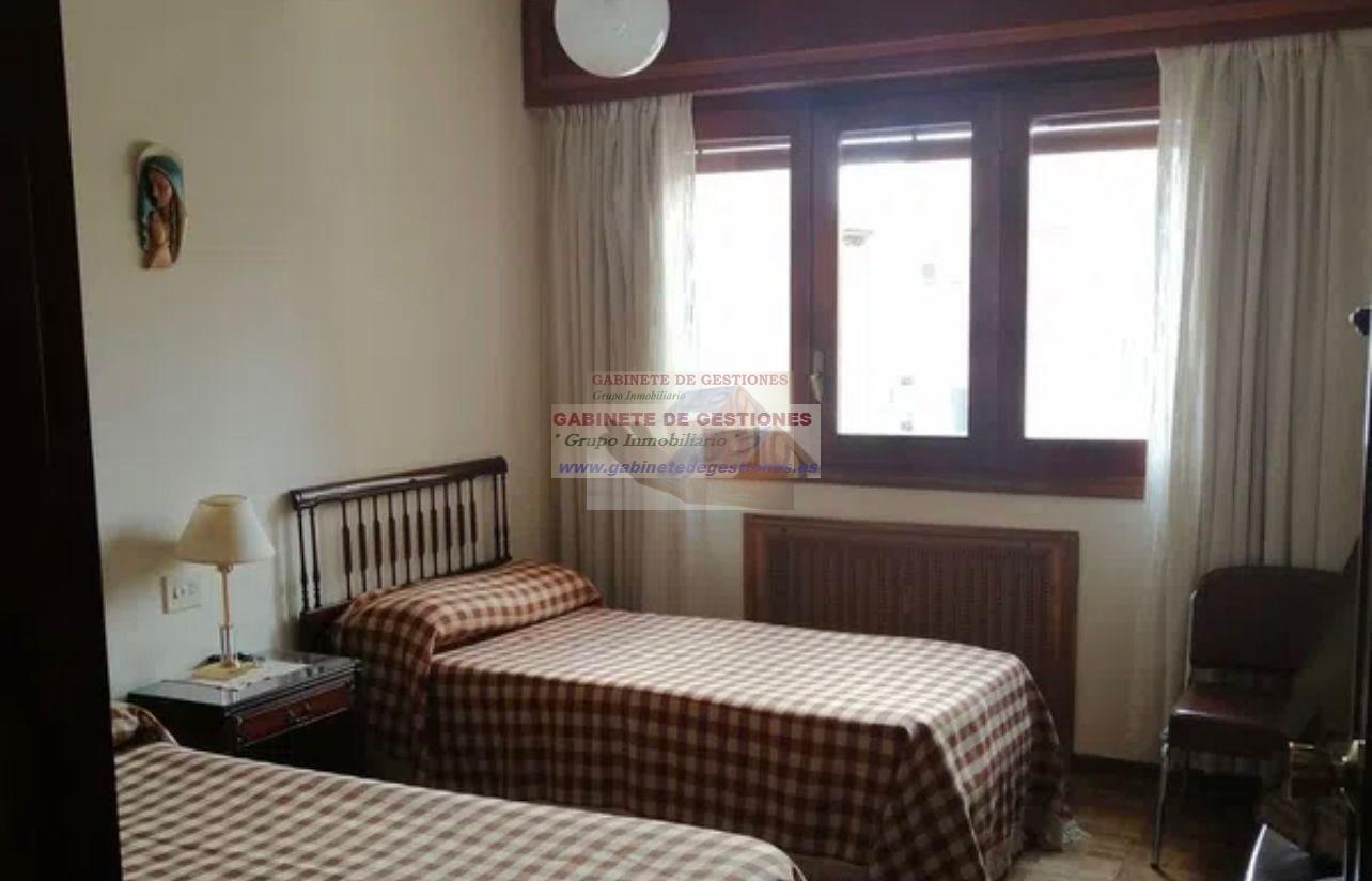 For sale of flat in Albacete