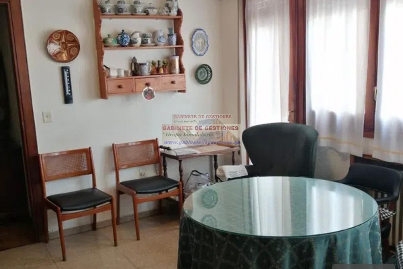 For sale of flat in Albacete