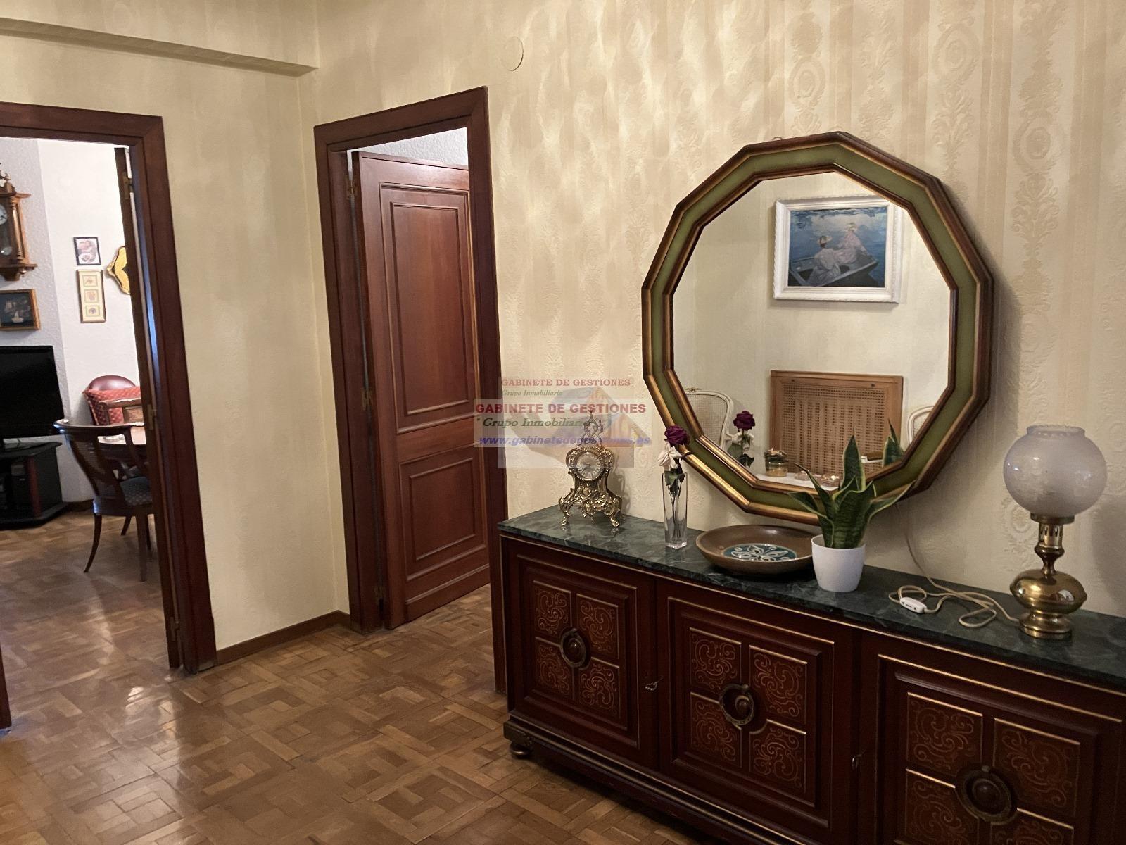 For sale of flat in Albacete