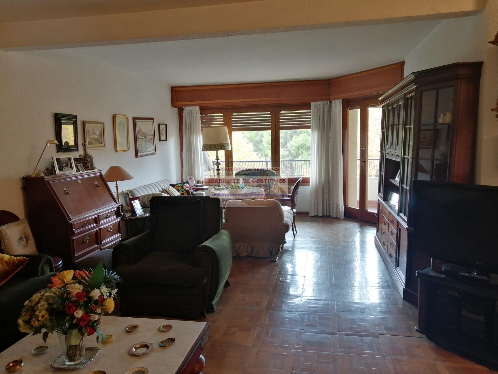 For sale of flat in Albacete