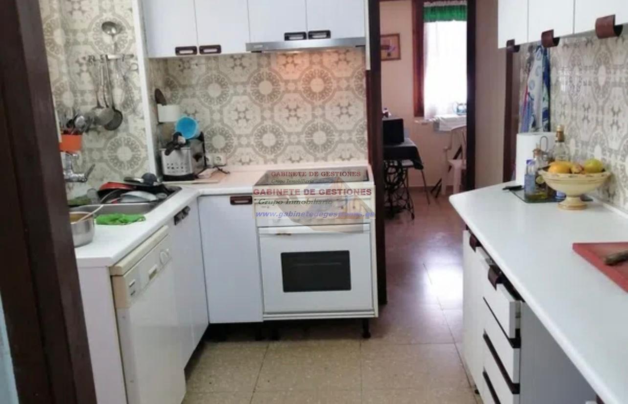 For sale of flat in Albacete