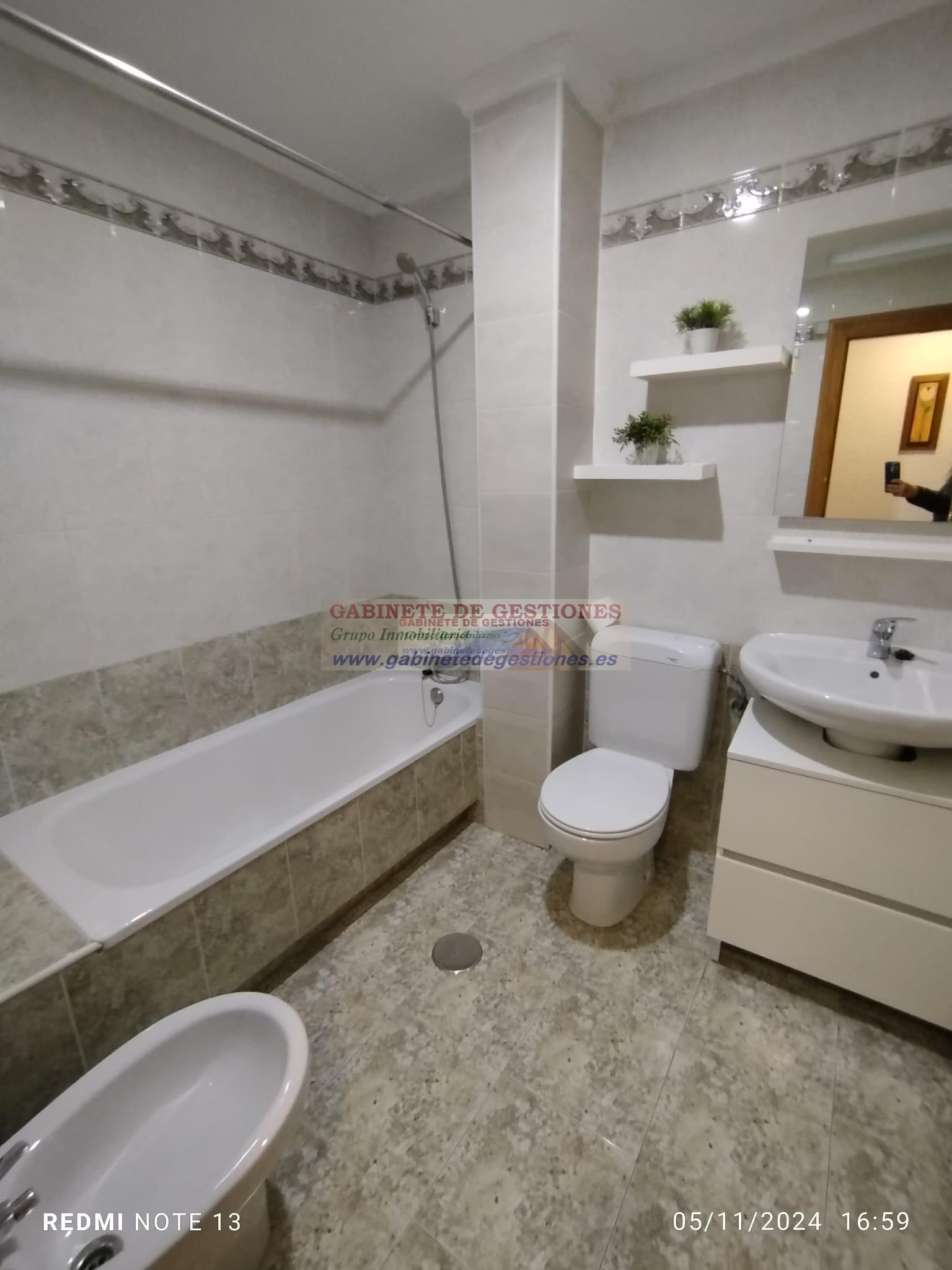 For rent of flat in Albacete