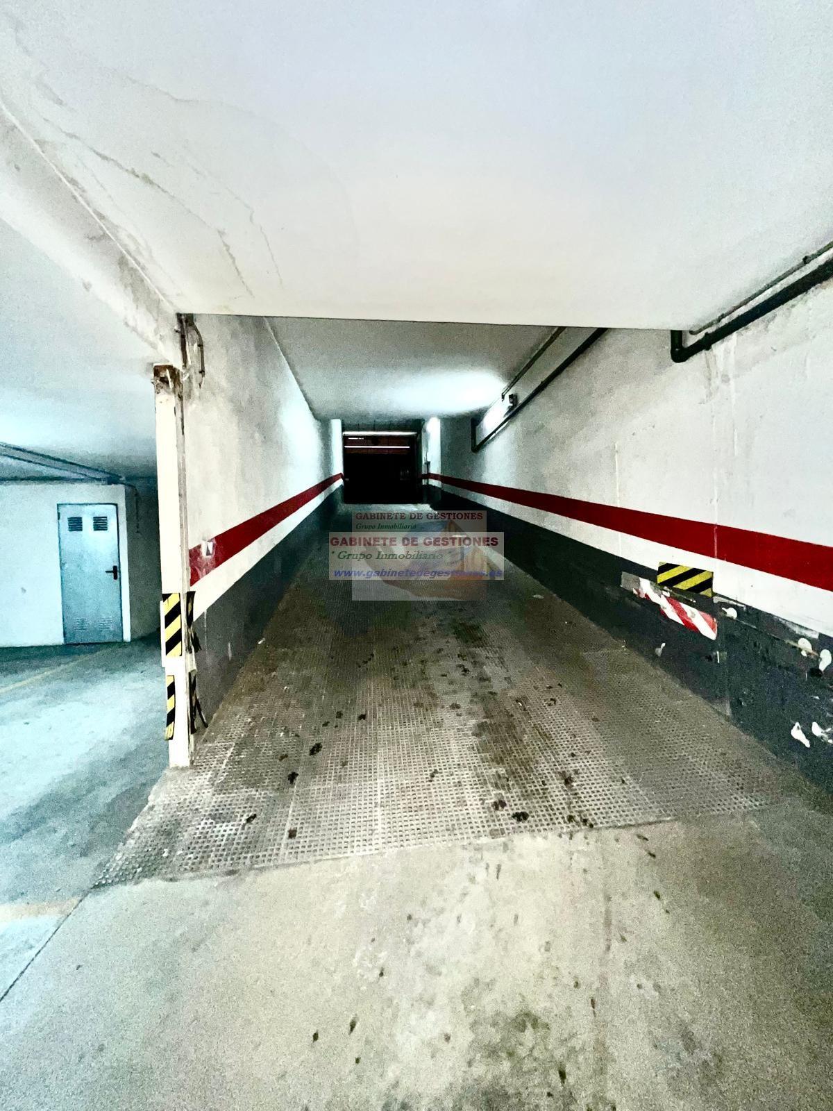 For sale of garage in Albacete