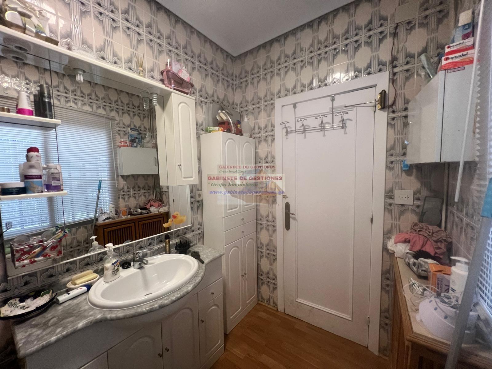 For sale of chalet in Albacete