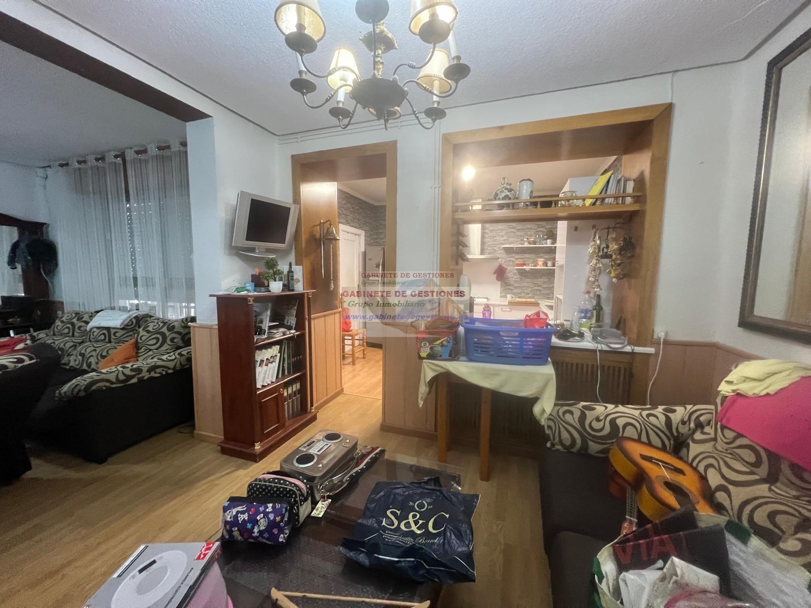 For sale of chalet in Albacete