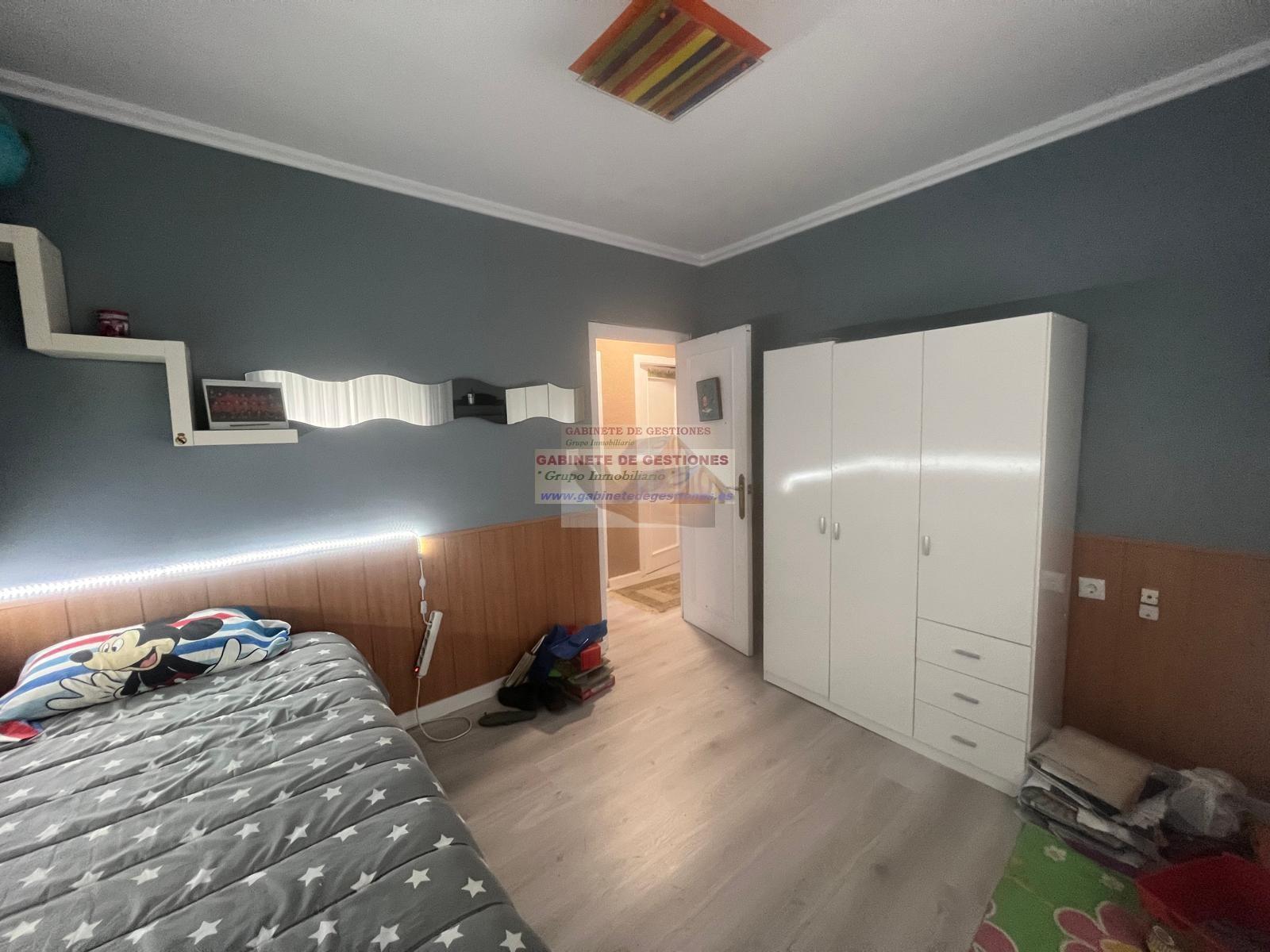 For sale of chalet in Albacete
