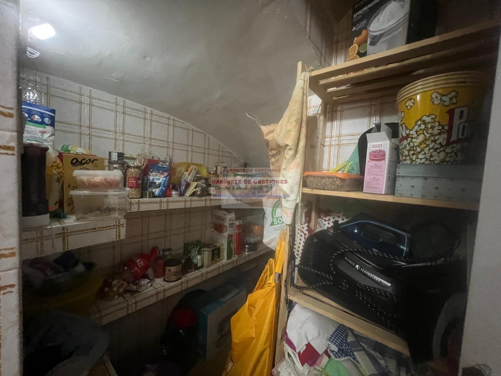 For sale of chalet in Albacete