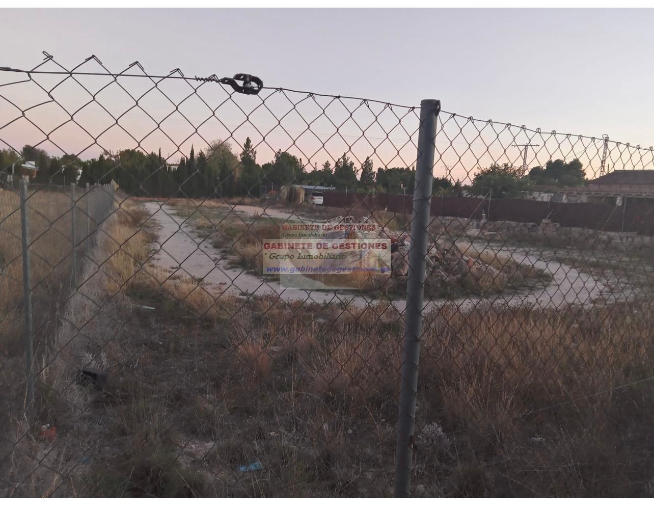 For sale of land in Albacete