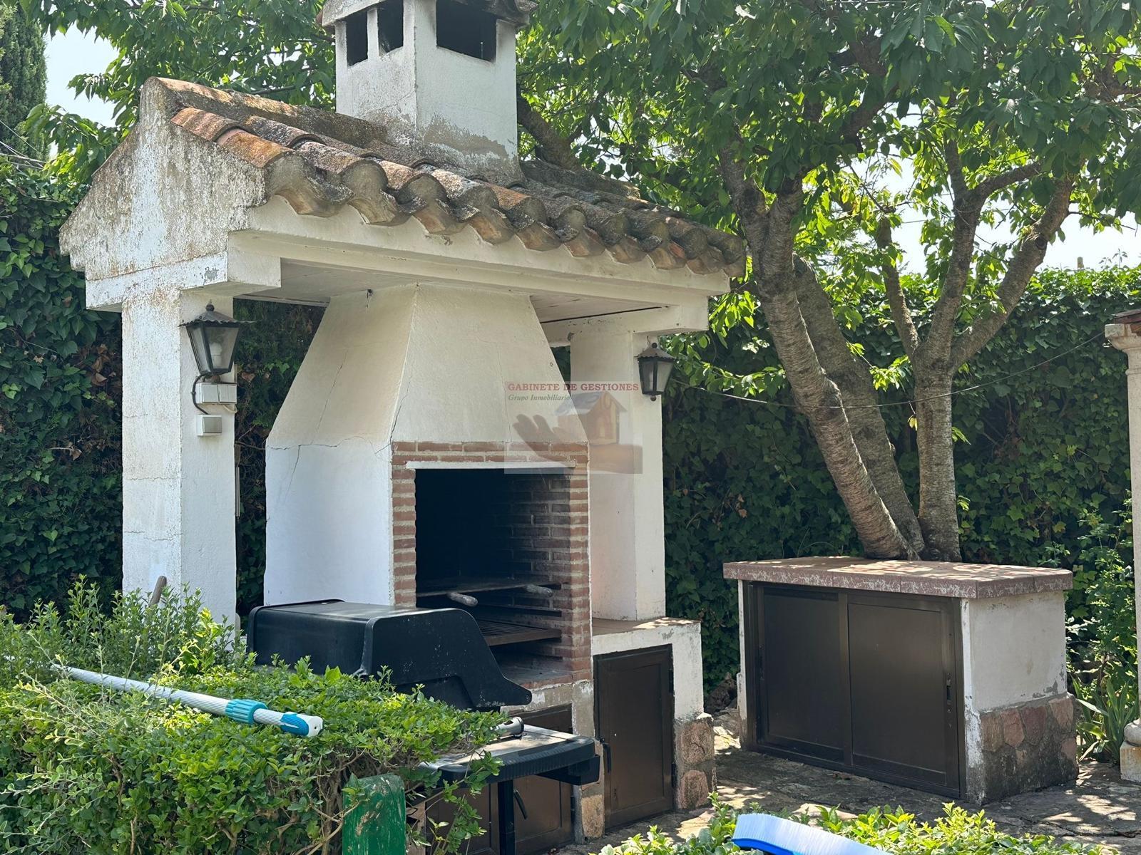 For sale of chalet in Albacete