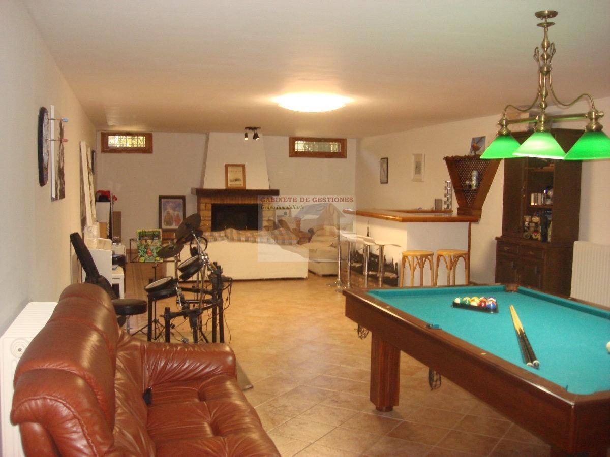 For sale of chalet in Albacete