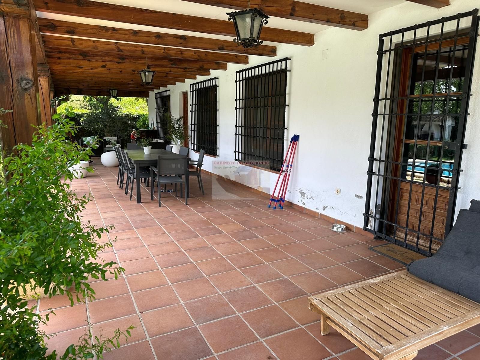 For sale of chalet in Albacete
